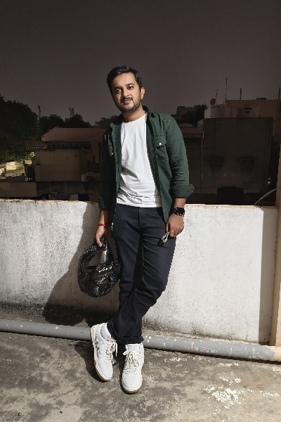 Viswa Paaraani Brides